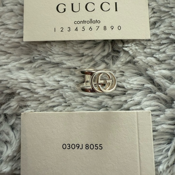 New Gucci Sterling Silver Interlocking G Openwork Statement Ring Size 5.5 - Picture 2 of 4